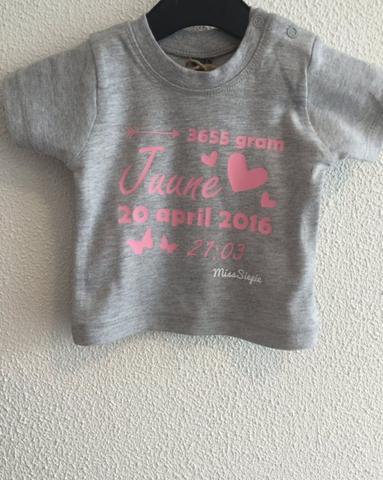Grijs geboorte t-shirt (met je naam)
